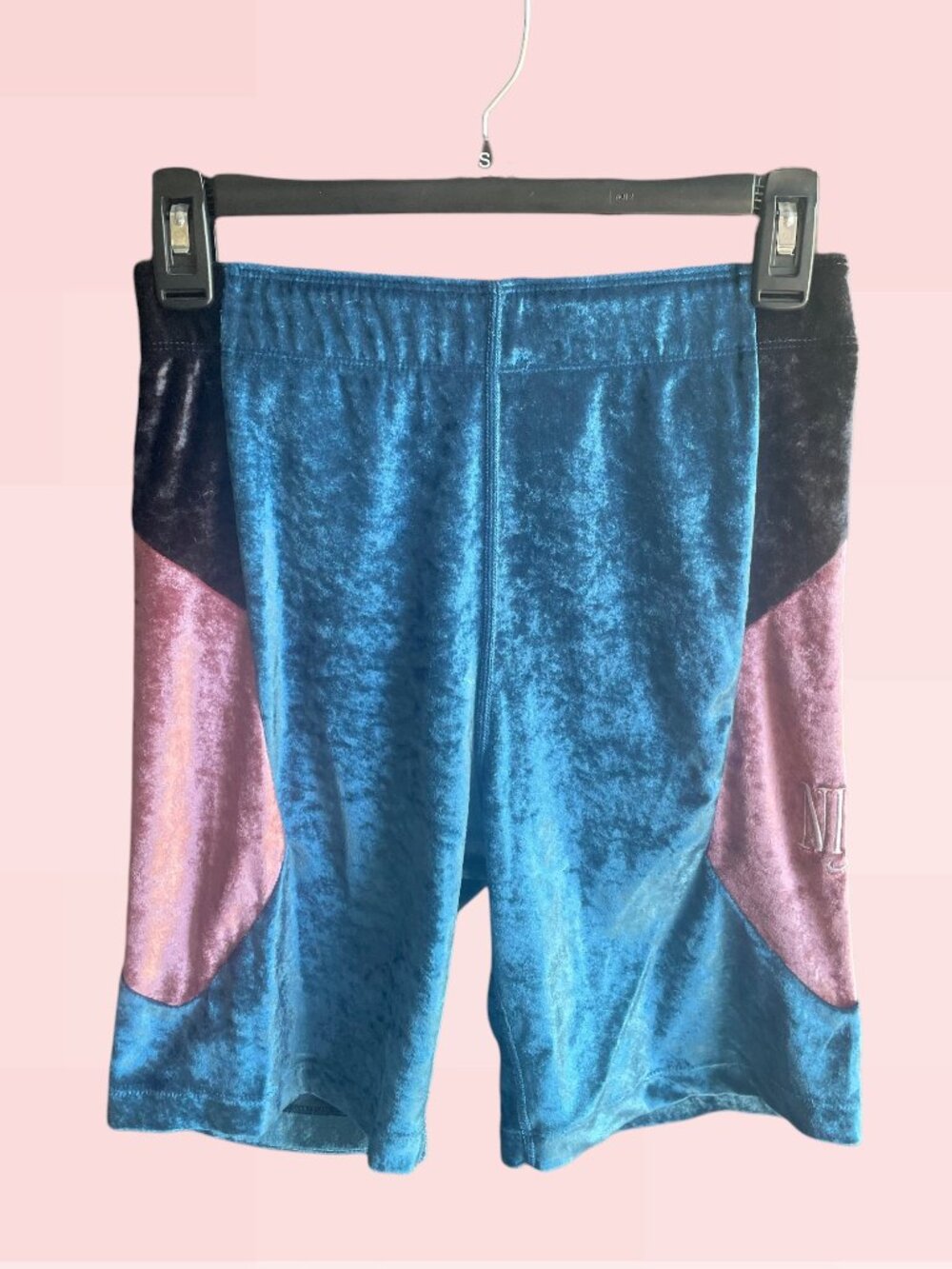 Nike Sportswear Femme Crushed Velvet Colourblock Bike Shorts Pink Teal M